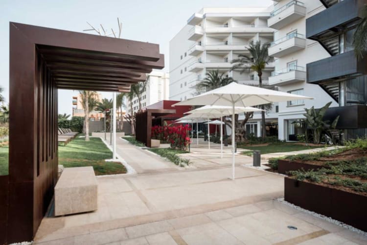 Exterior hotel